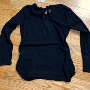 Knitted long sleeve shirt